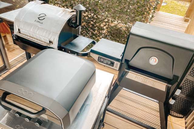 Burning Brisket bbqs lined up for review