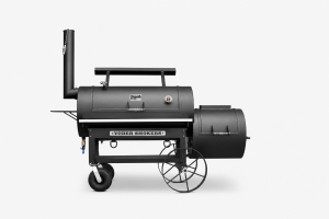 Yoder Kingman 24" Offset smoker in studio shot